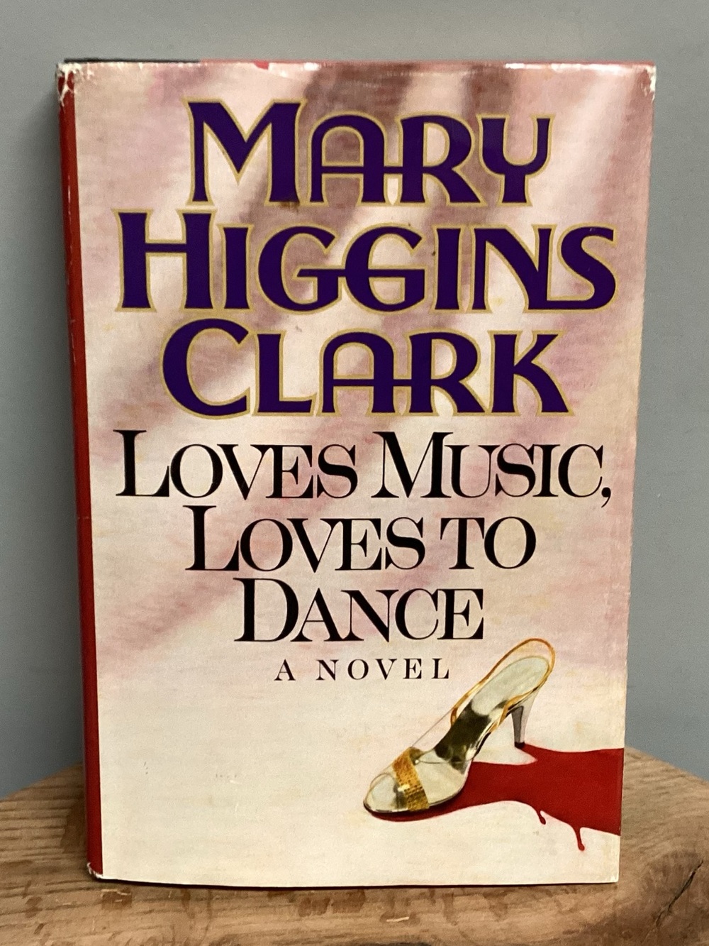 🟣 2/$10 - Loves Music, Loves To Dance by Mary Higgins Clark - Hardcover Edition